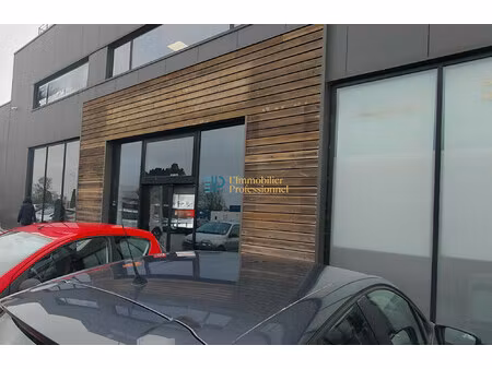 location local commercial