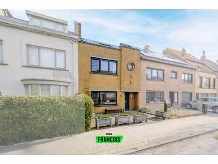 maison familiale clé en main avec beaucoup d'espace et jard…