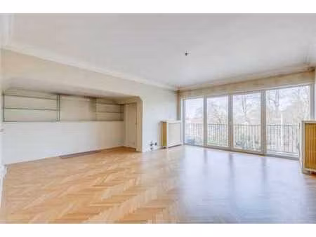 welgelegen  stijlvol en lichtrijk appartement op wandelaf...