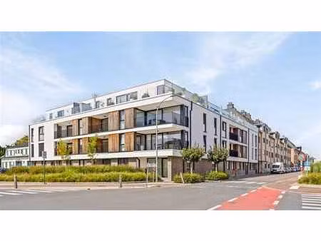 appartement avec 2 chambres et belle terrasse à proximité du