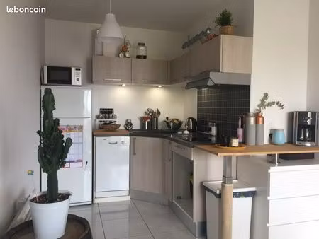 à vendre : bel appartement t2 de 43 m2