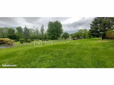 terrain 1 431 m² usinens