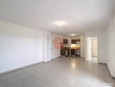 appartement 3 pièces 64 m²