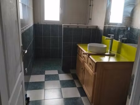 a louer ( changé 72)