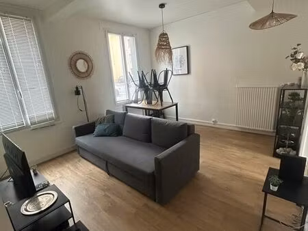appartement meublé avec 1 chambre