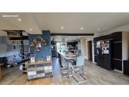 longère 7 pièces 192 m²