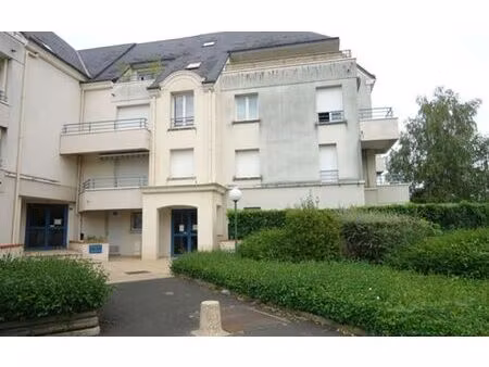 location appartement  m² t-1 à saint-cyr-sur-loire  460 €