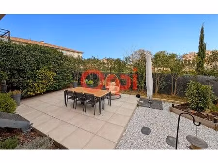 appartement toulon 75.43 m² t-3 à vendre  325 500 €