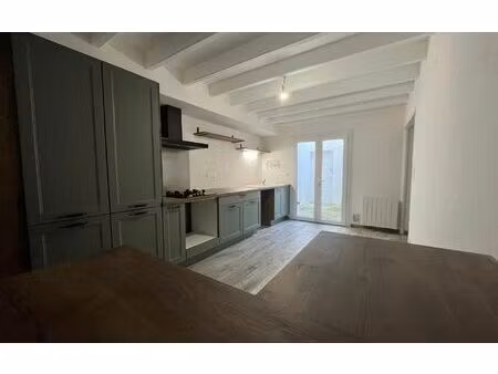 location maison  90 m² t-4 à salles-sur-l'hers  750 €