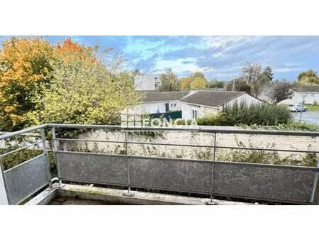 t2 avec balcon parking vendu libre d'occupation