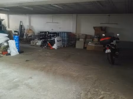 place de parking 2 roues