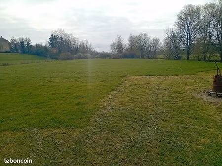 maison avec terrain et dépendance