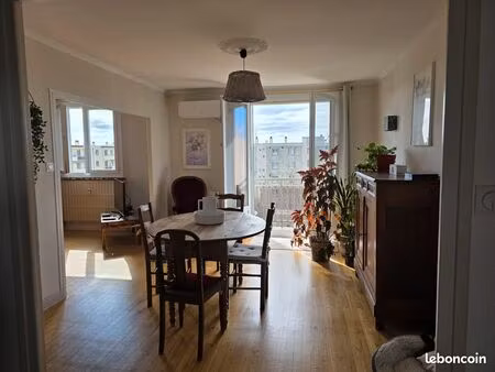 a vendre appartement 3 pieces de 57 m2