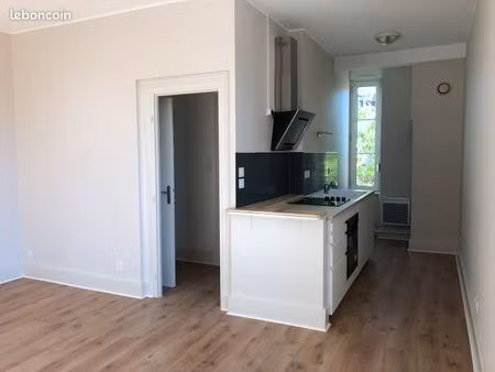 loue appartement 3 pièces - 63m2