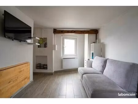 studio 1 pièce 13 m²