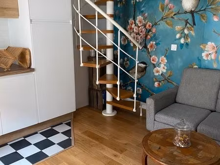 paris 2ᵉ – duplex de charme au cœur de montorgueil – 25 m²