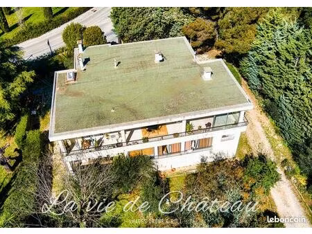 penthouse 4 pièces 114 m²