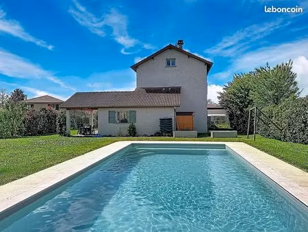 maison 7 pièces 190 m²