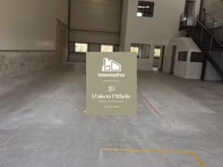 local 242 m² la penne-sur-huveaune