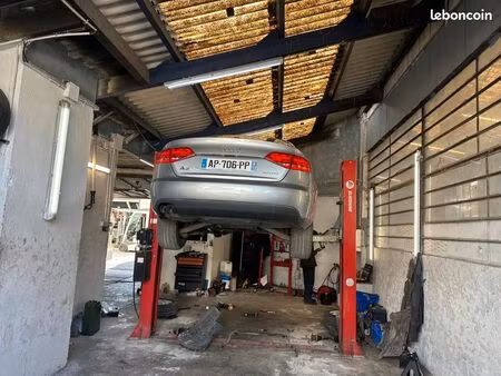 local commercial professionnel automobile