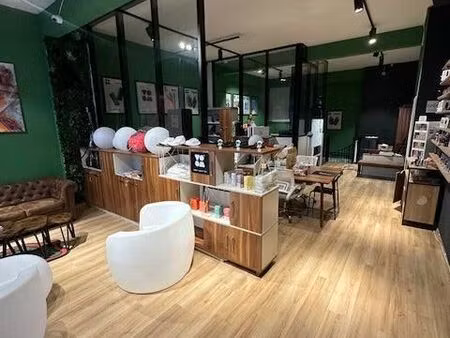 local commercial 320 m²