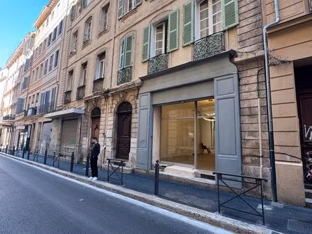 local commercial 98m2 vendu libre - secteur canebière à 50m du tramway