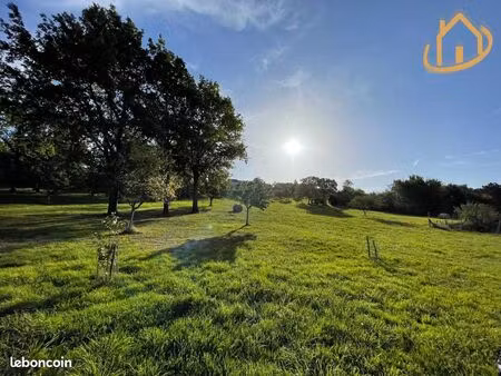 terrain 13677 m² saint-yorre