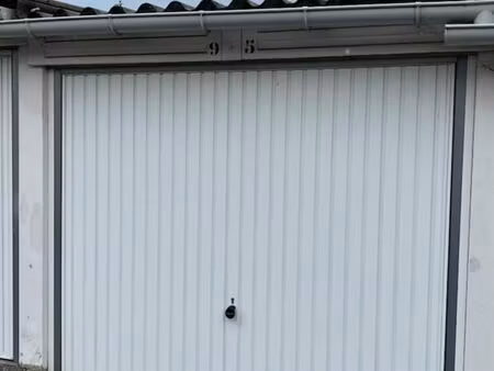 vente commerce 16 m² chambourcy (78240)