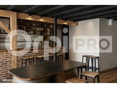 local d'activité 114 m²