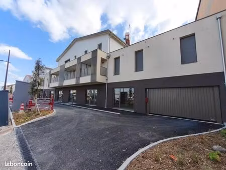 location local commercial - 133 m²