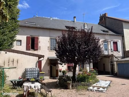 immeuble 395 m² lapalisse