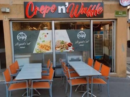 ?crêperie  bar à dessert  crousty  restauration rapide 22 m²