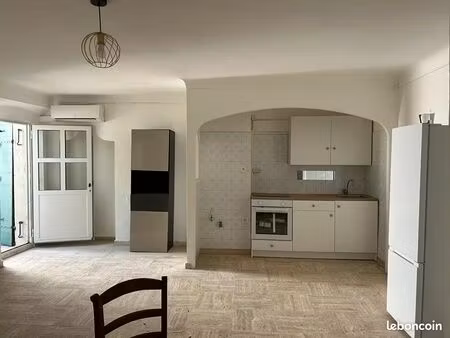 maison 2 pièces 74 m²