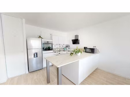 appartement meublée 3 pièces de 65 m2