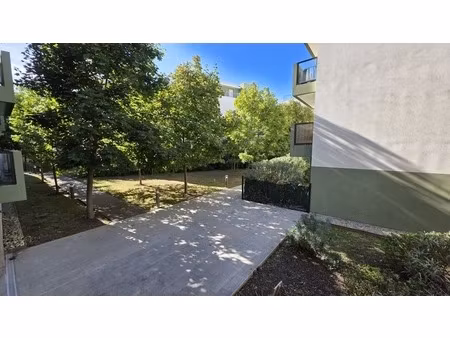 appartement t3 74 m2 tres lumineux modulable t4 quartier residentiel lyon 8