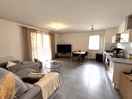 type 3 avec terrasse & box 'res. coté parc' 170 traverse