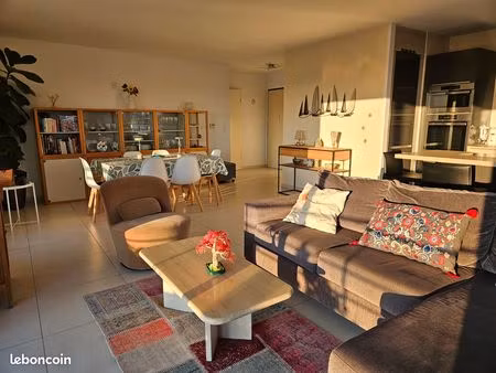 grand appartement clair et au calme