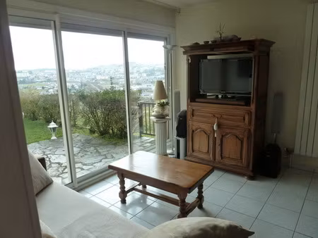 location t4 onet le chateau sans frais d'agence