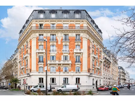 vincennes  bien d'exception 150 m²  vue château médiéval  proche parc de vincennes