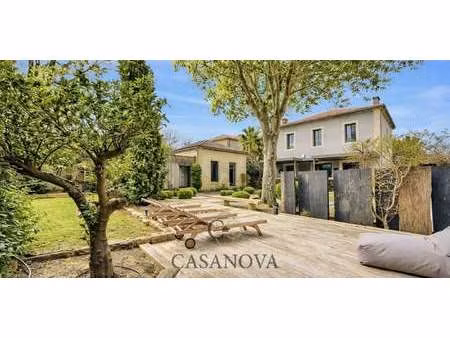maison avec piscine et terrasse aigues-vives (30)