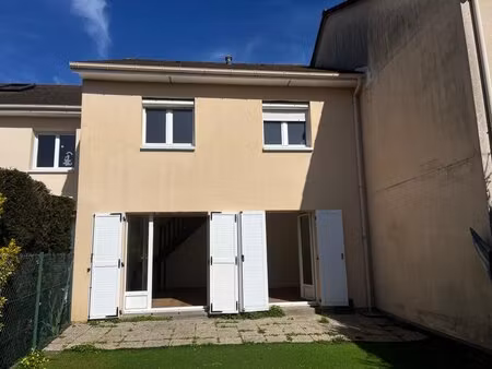 charmante maison jumelée  à sotteville les rouen