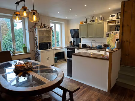 maison de village à st alban de roche.