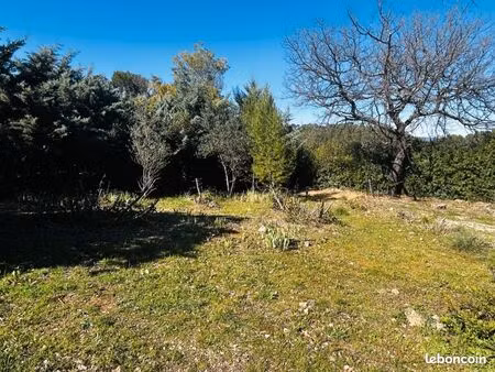 terrain 532 m² le thoronet