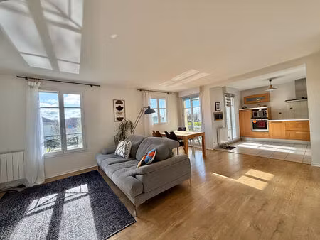 duplex lumineux herblay-sur-seine de 84m² habitables et 92m² au sol