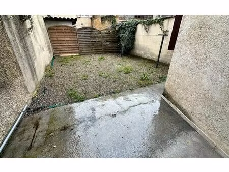 location appartement  60 m² t-3 à nègrepelisse  650 €