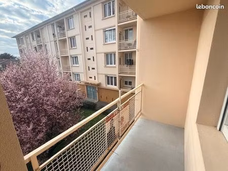 appartement 3 pièces 55 m²