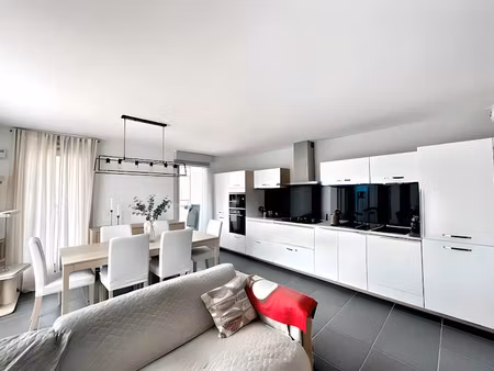 vente appartement 4 pièces 84 m² à saint-genis-pouilly (01630)  520 000 €