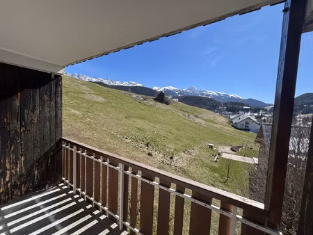 studio avec balcon  cellier et parking extérieur - villard d