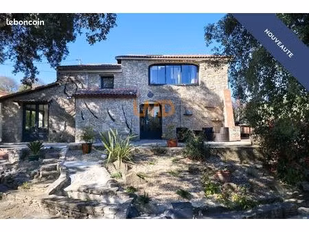 maison 5 pièces 163 m²