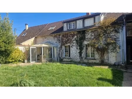 jouy centre - maison ancienne de135 m²